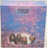 Focus - Moving Waves Box