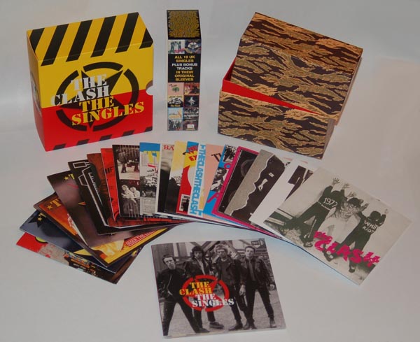 All the contents showed, Clash (The) - The Singles