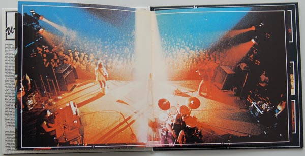 Gatefold open + booklet 4, Uriah Heep - Live