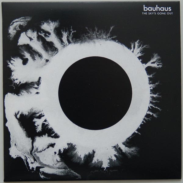 Front Cover, Bauhaus - The Sky´s Gone Out